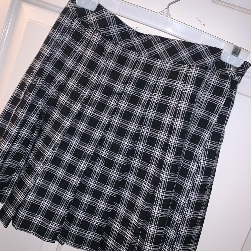 schoolgirl black plaid skirt